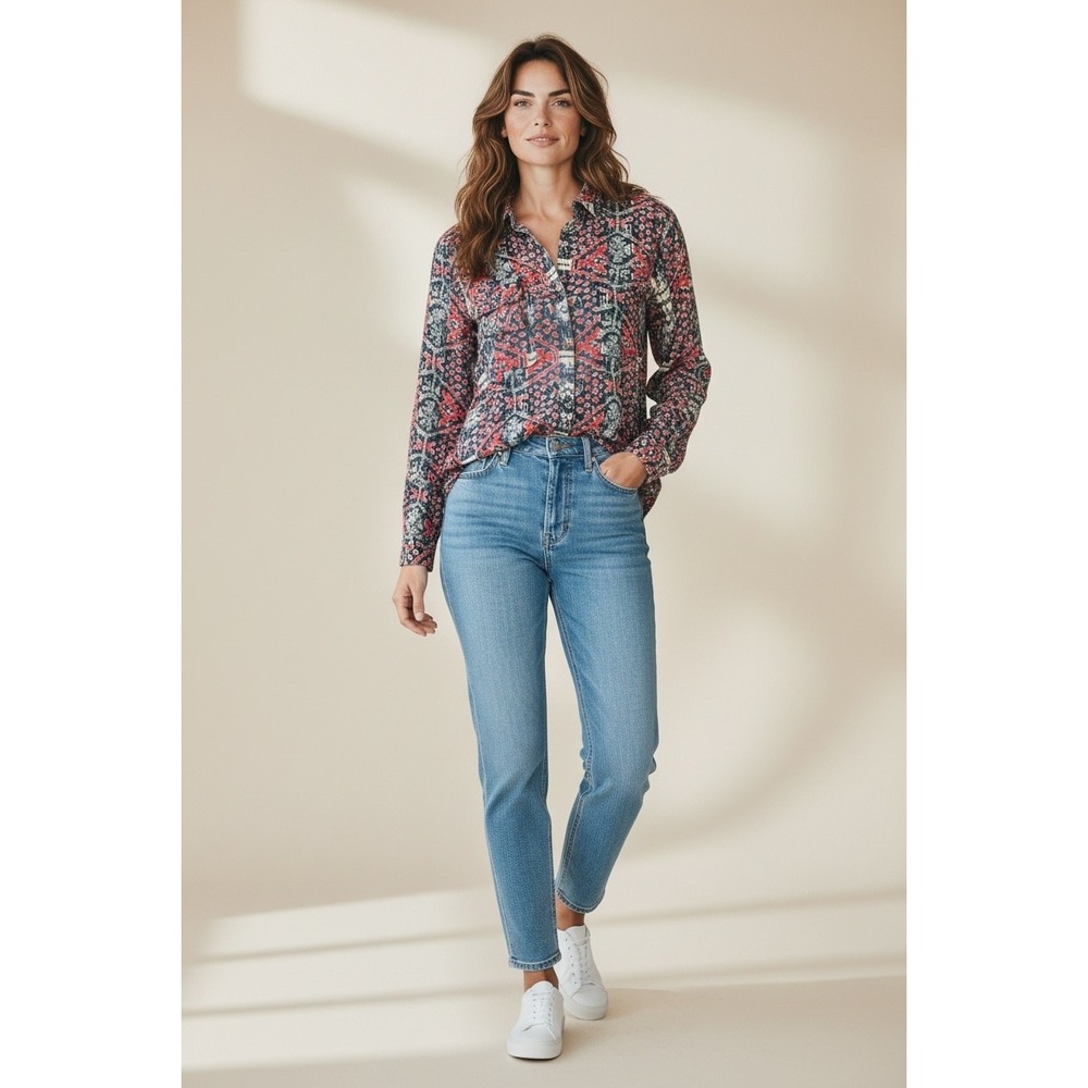 Pilcro Anthropologie Red Navy Ikat Geometric Button Down Shirt Womens Medium